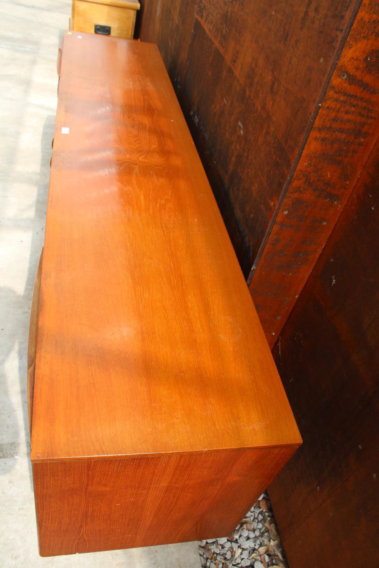 A McINTOSH RETRO TEAK SIDEBOARD ENCLOSING 3 DRAWERS AND 3 CUPBOARDS, 84" WIDE - Image 3 of 7