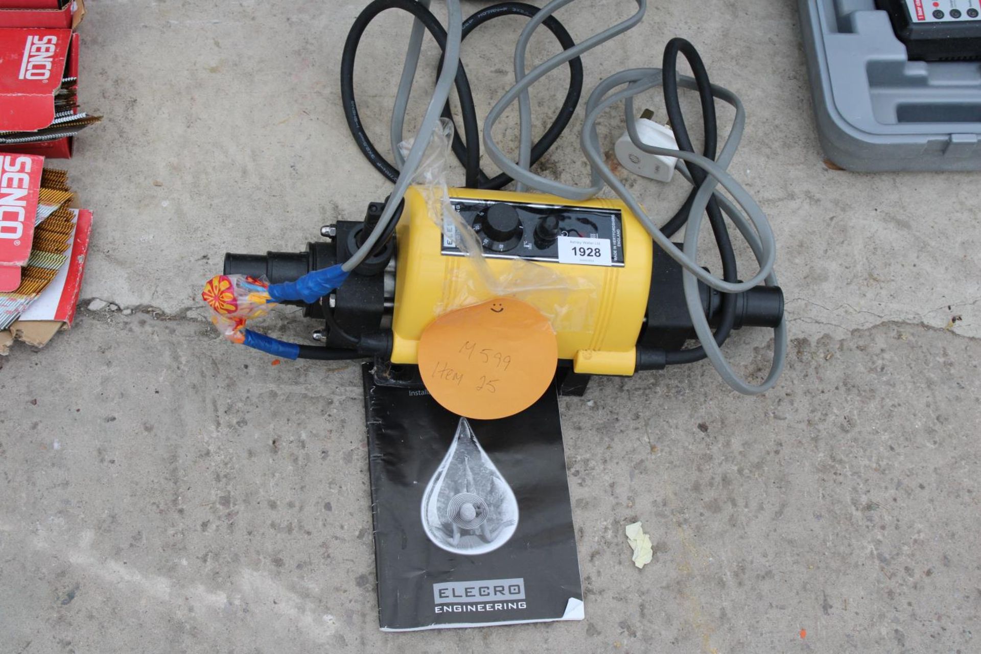 AN ELECRO WATER PUMP AND A PRESSURE WASHER HOSE AND LANCE - Image 2 of 3