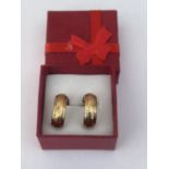 A PAIR OF 9CT GOLD HALF MOON EARRINGS COMPLETE WITH GOLD BUTTERFLY BACKS AND PRESENTATION BOX,