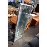 A MODERN GREY 2 DOOR DISPLAY CABINET, 25" WIDE