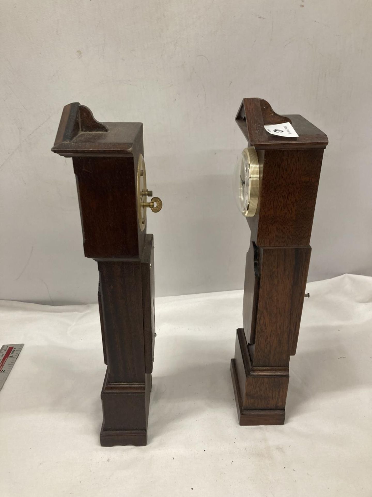 TWO MINIATURE APPRENTICE PIECE STYLE LONGCASE CLOCKS HANDCRAFTED BY GORDON WARR WITH LETTER OF - Image 2 of 4