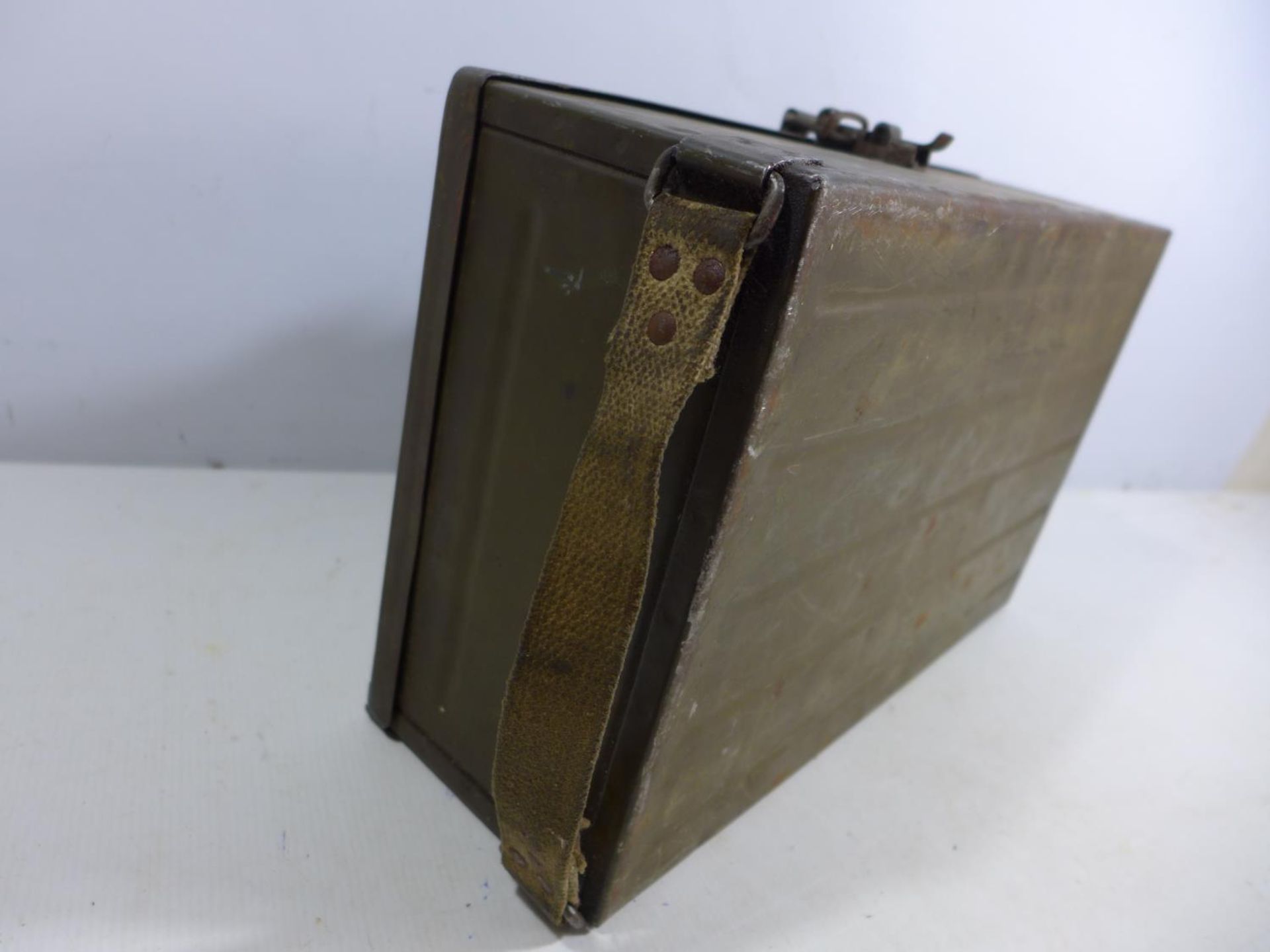 A .303 BREN GUN MAGAZINE BOX COMPLETE WITH TWELVE MAGAZINES - Image 4 of 4