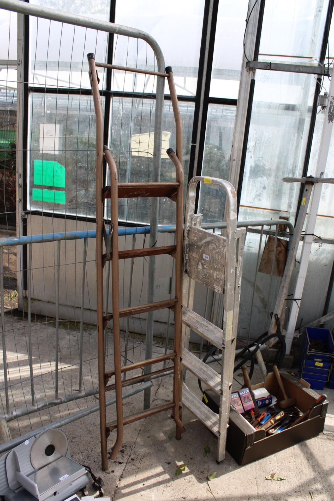 TWO STEP LADDERS TO INCLUDE A THREE RUNG ALUMINIUM EXAMPLE