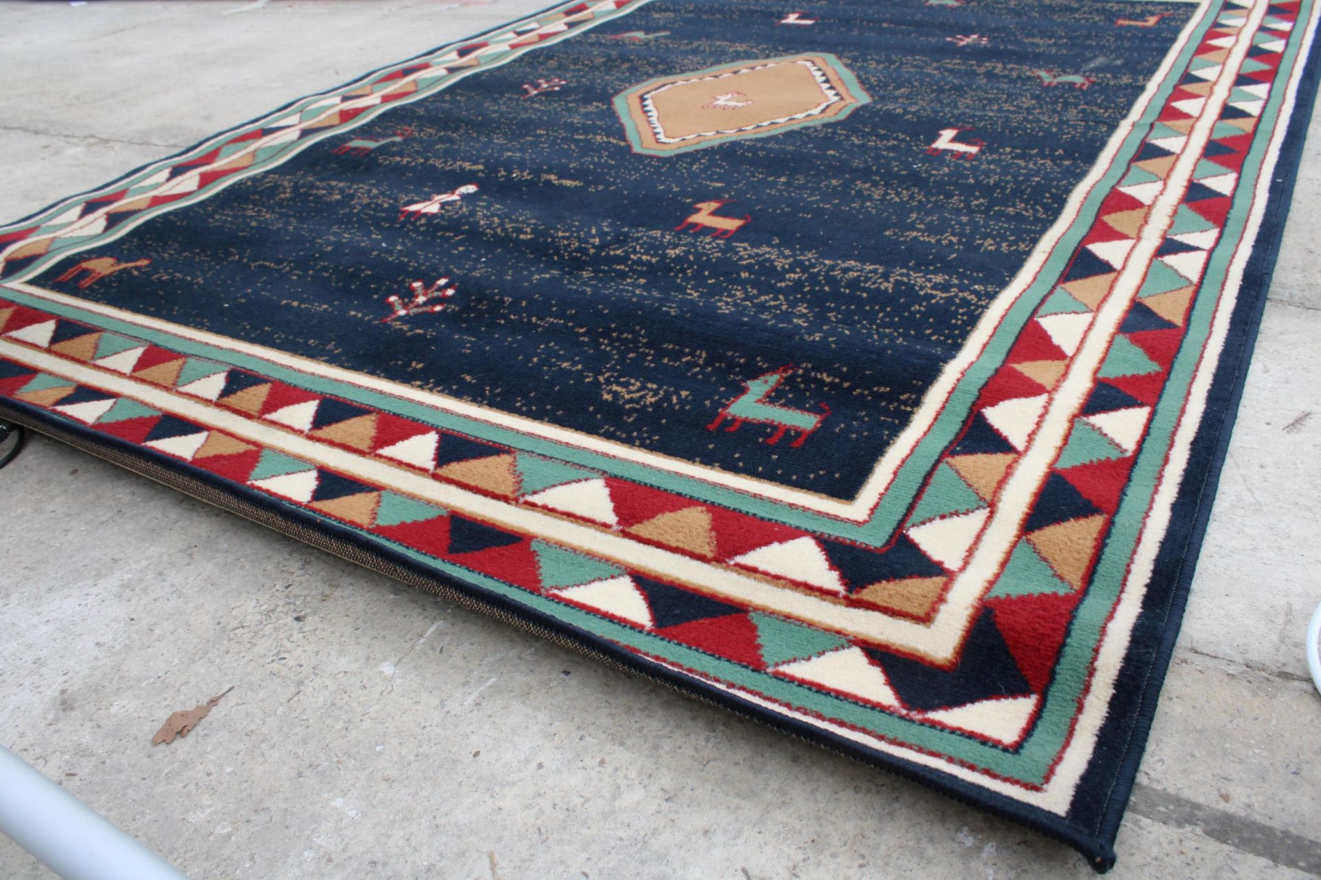 A MULTICOLOURED PATTERNED RUG - Image 4 of 5