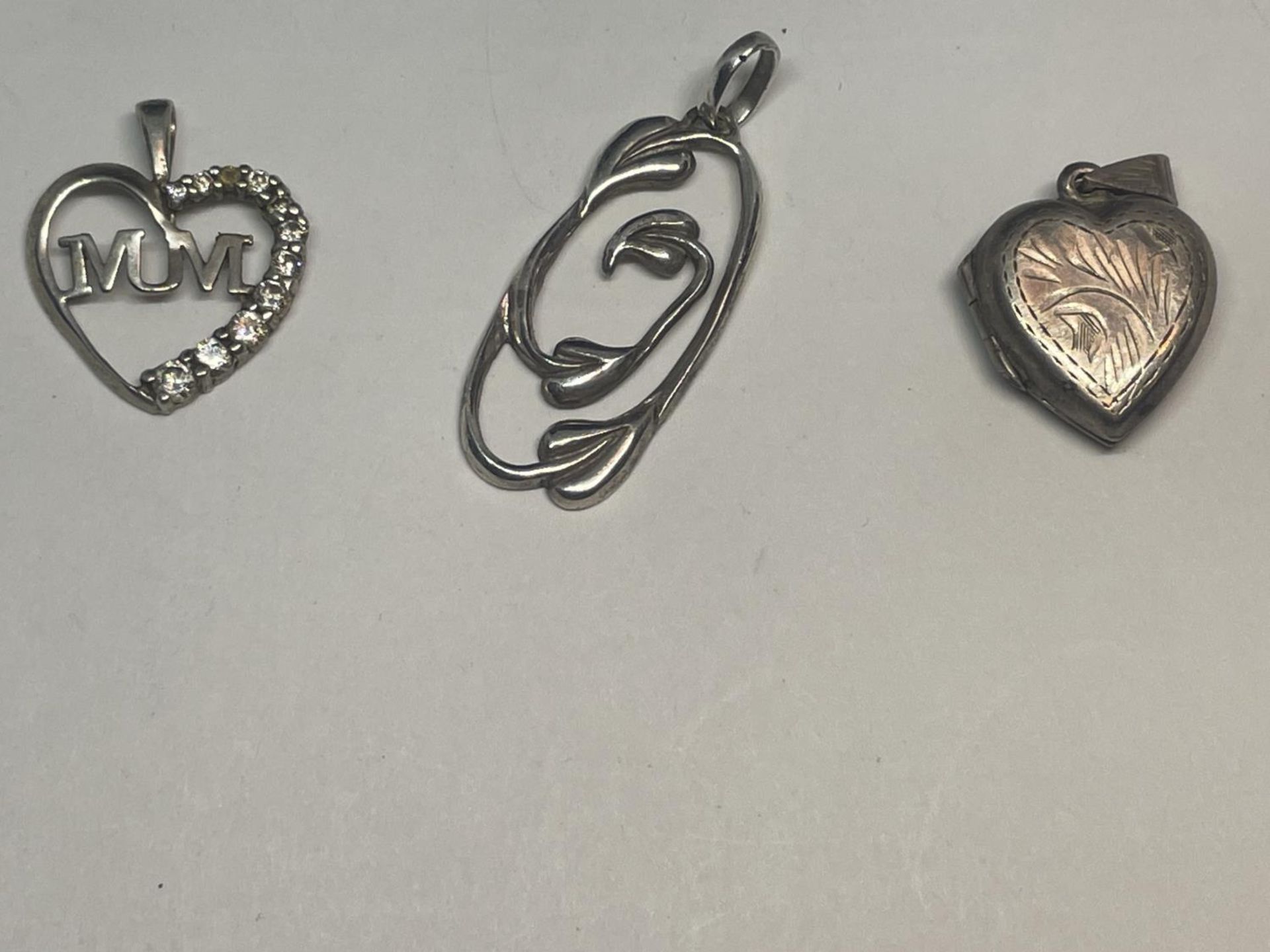 SIX SILVER PENDANTS - Image 3 of 3