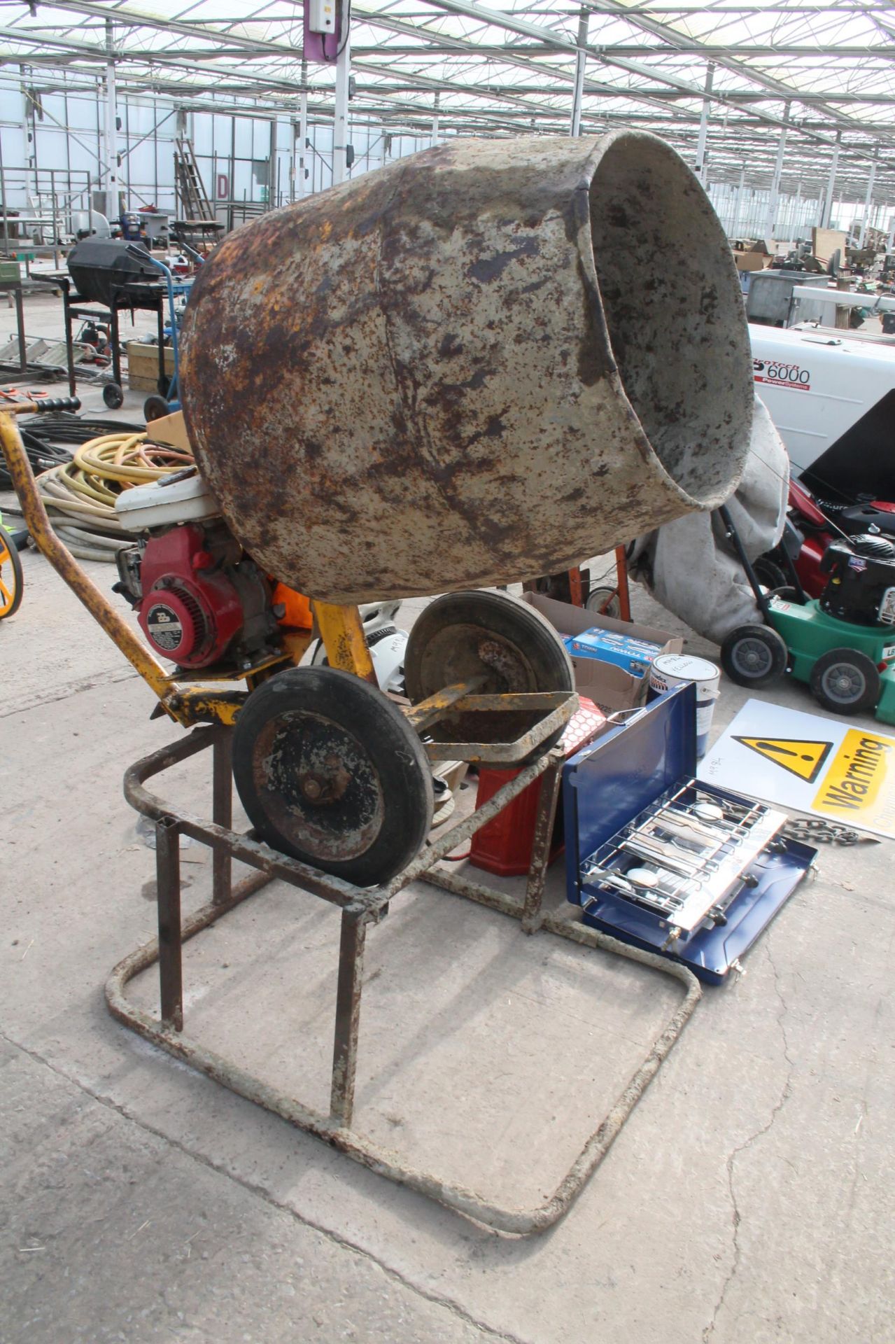 PETROL CEMENT MIXER NO VAT