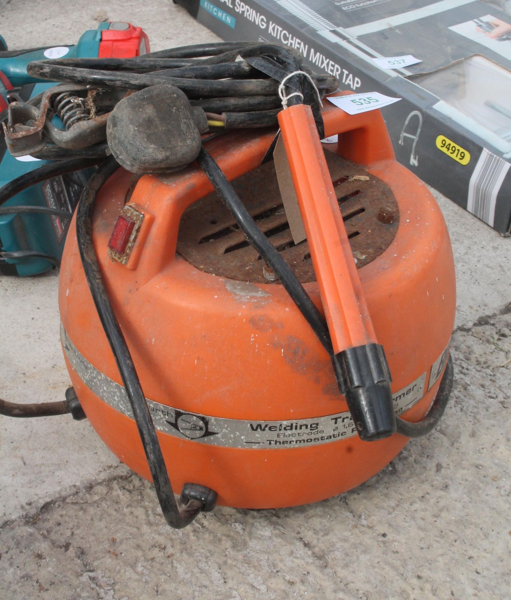 BLACK & DECKER 75 AMP WELDING UNIT NO VAT - Image 2 of 2