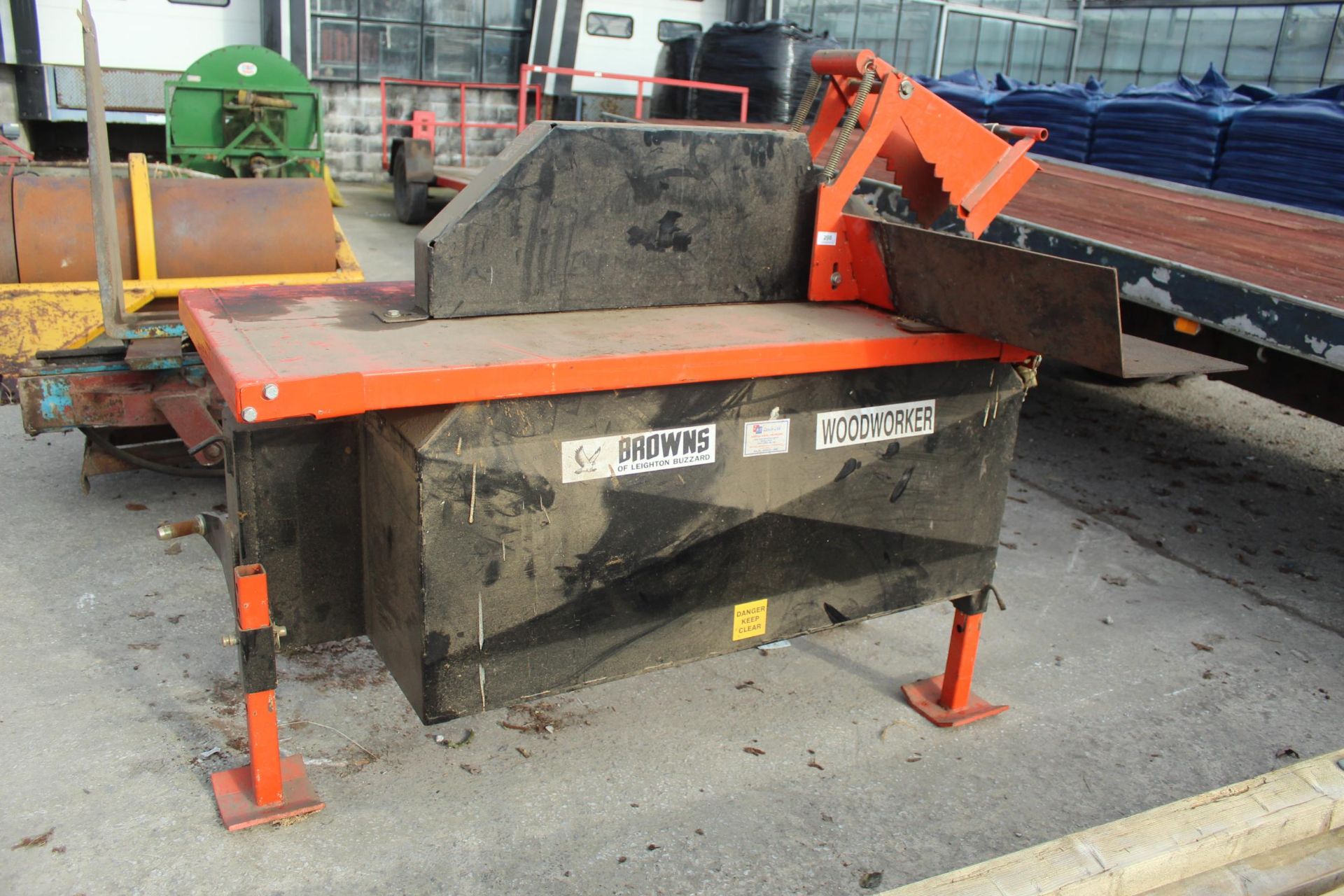 BROWNS WOOD SAW WITH PTO SHAFT +VAT