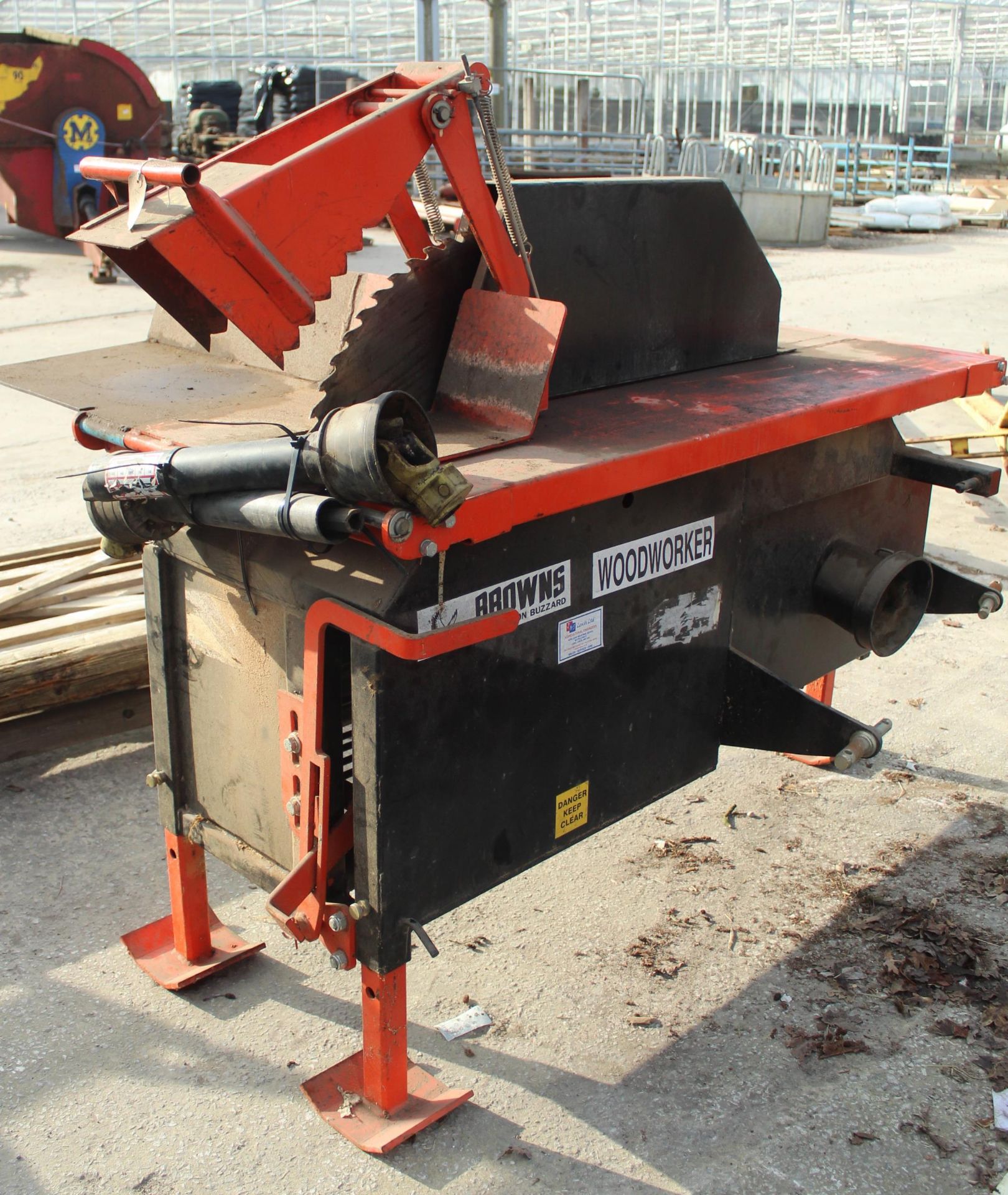 BROWNS WOOD SAW WITH PTO SHAFT +VAT - Image 3 of 4