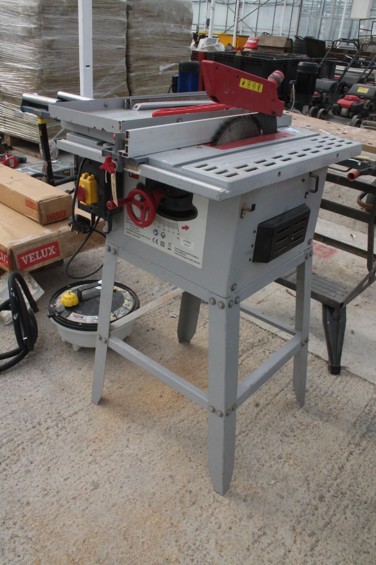 PTS 1500 TABLE SAW NO VAT