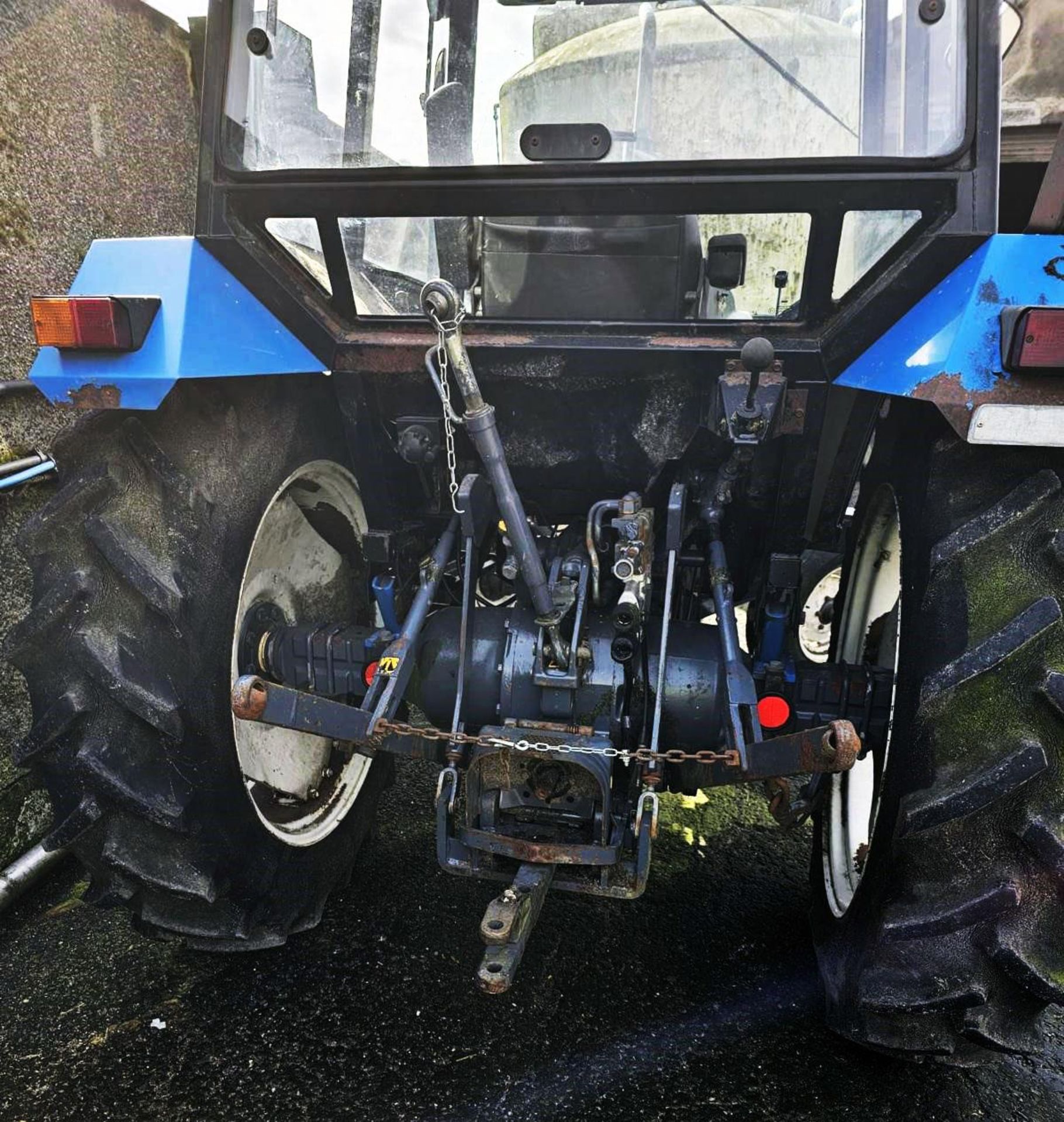 FORD 5030 2 WHEEL DRIVE TRACTOR 9014 HOURS ONE OWNER FROM NEW REG.NO. M85 TRC FIRST REG 01/06/95 - Image 13 of 13