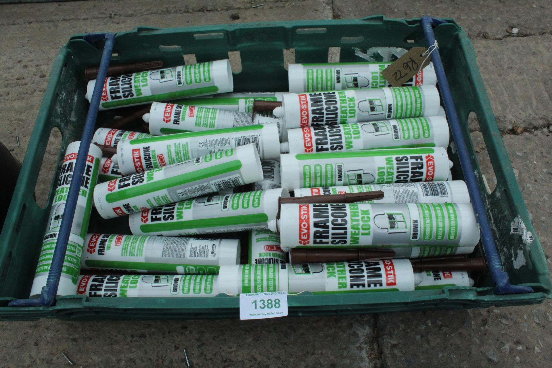 APPROX 40 TUBES OF BROWN MASTIC NO VAT