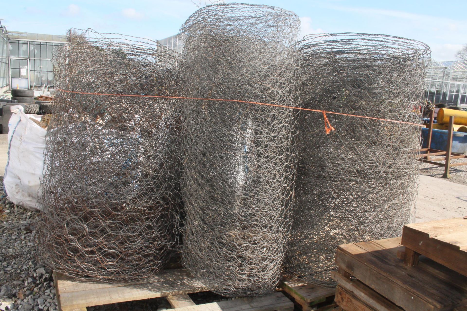 2 ROLLS OF WIRE NETTING 4 'WIDE X 4", 2 ROLLS 3' 6" WIDE X 4" AND 1 ROLL 4' 6" WIDE X 2" NO VAT - Image 2 of 2