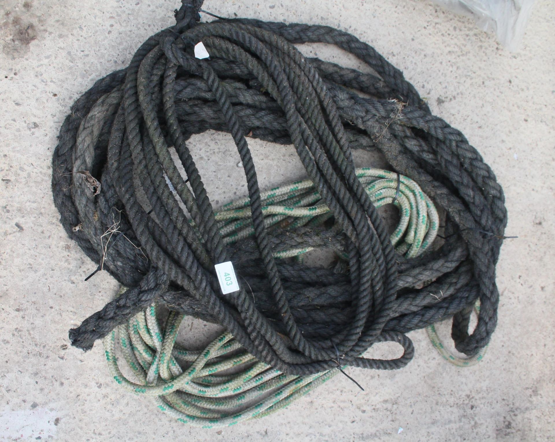 10M LARGE BLACK YACHT ROPE AND 5M MEDIUM BLACK YACHT ROPE NO VAT