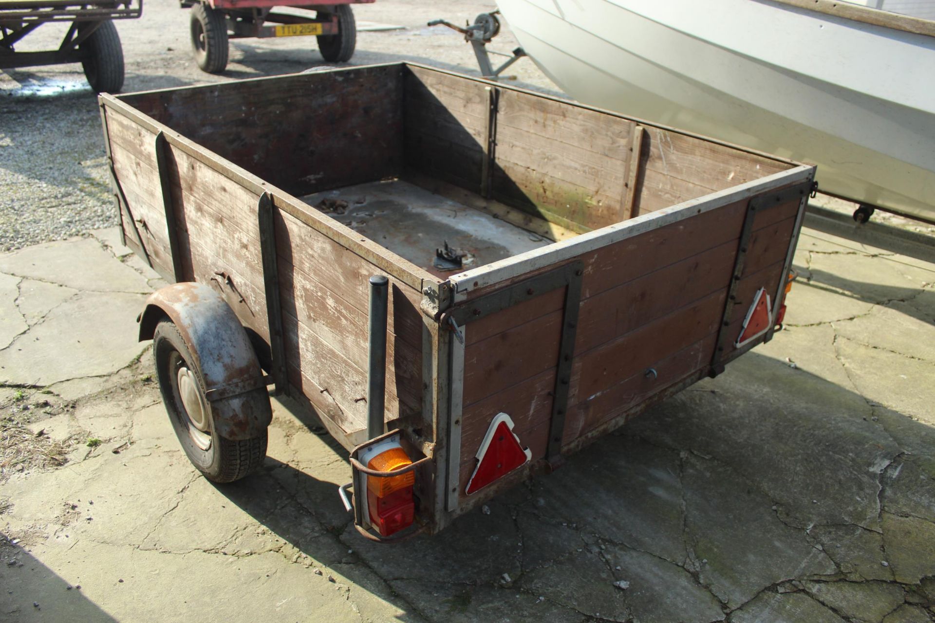 A SINGLE AXEL CAR TRAILER NO VAT - Bild 2 aus 3