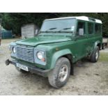 LAND ROVER 110 COUNTY TD5 GREEN Y613KHL FIRST REG 2001 NO MOT RUNS WELL TWO SETS OF KEYS NO VAT