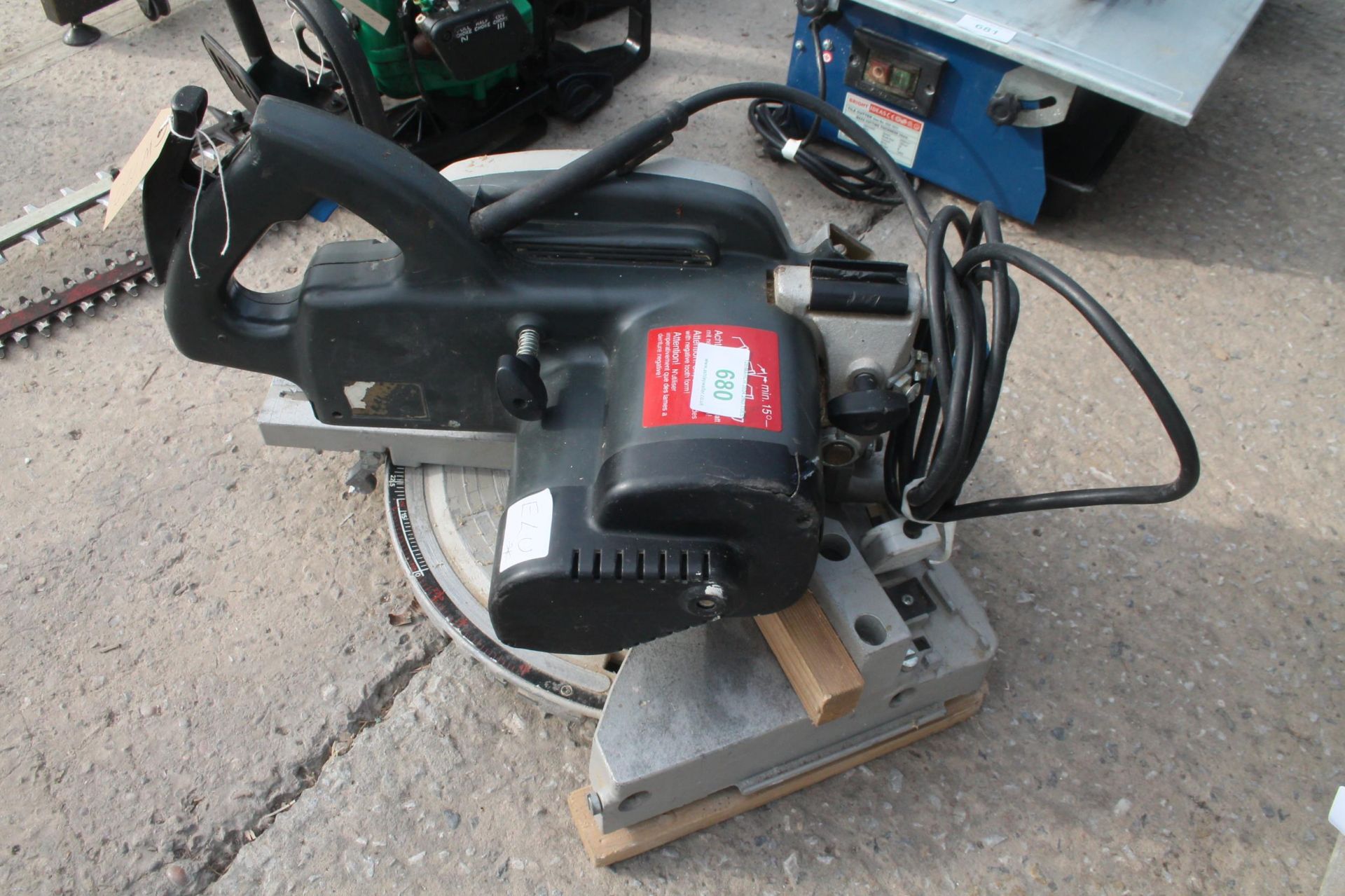 ELU CHOP SAW NO VAT - Image 3 of 3