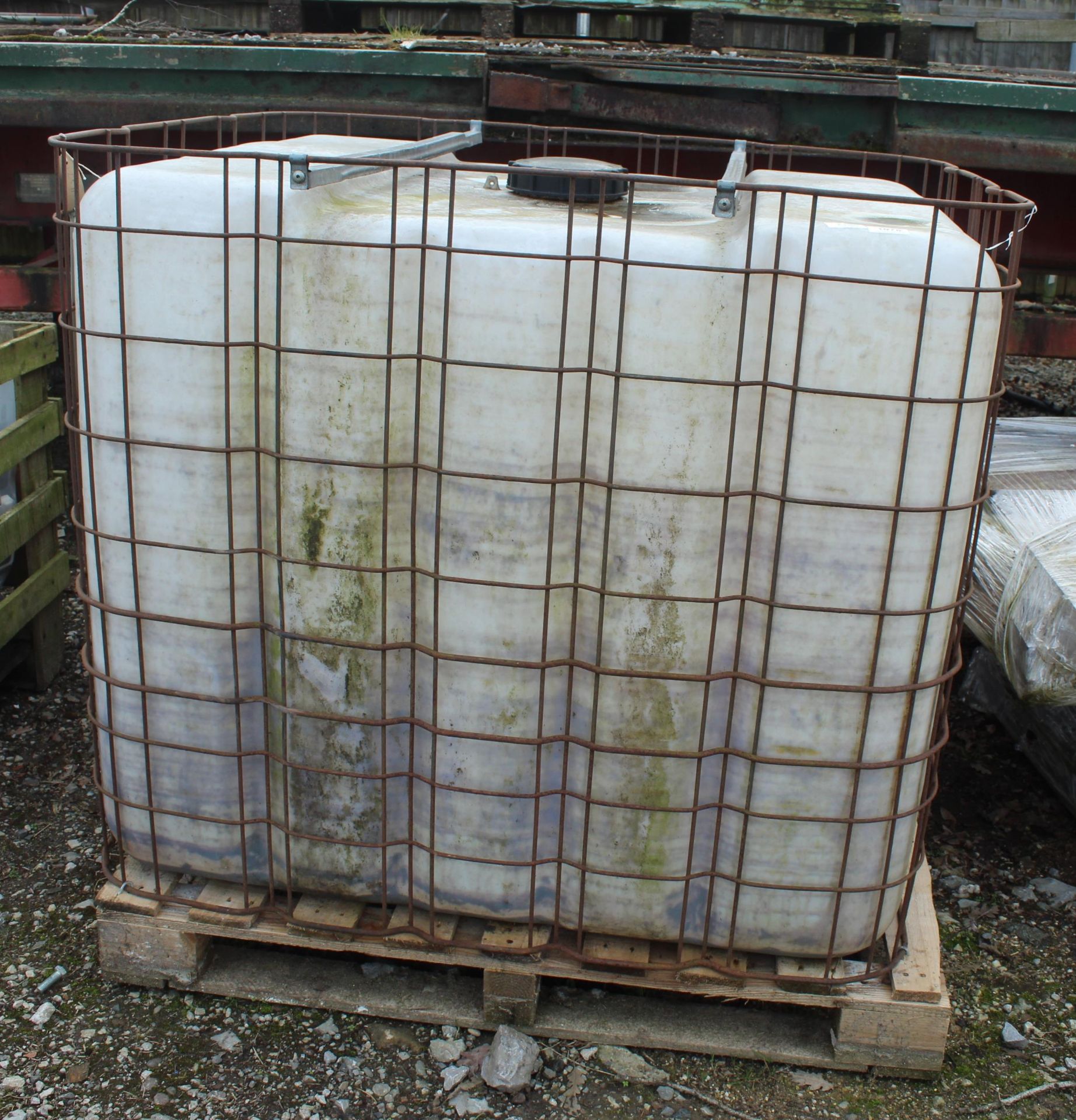 IBC TANK + VAT