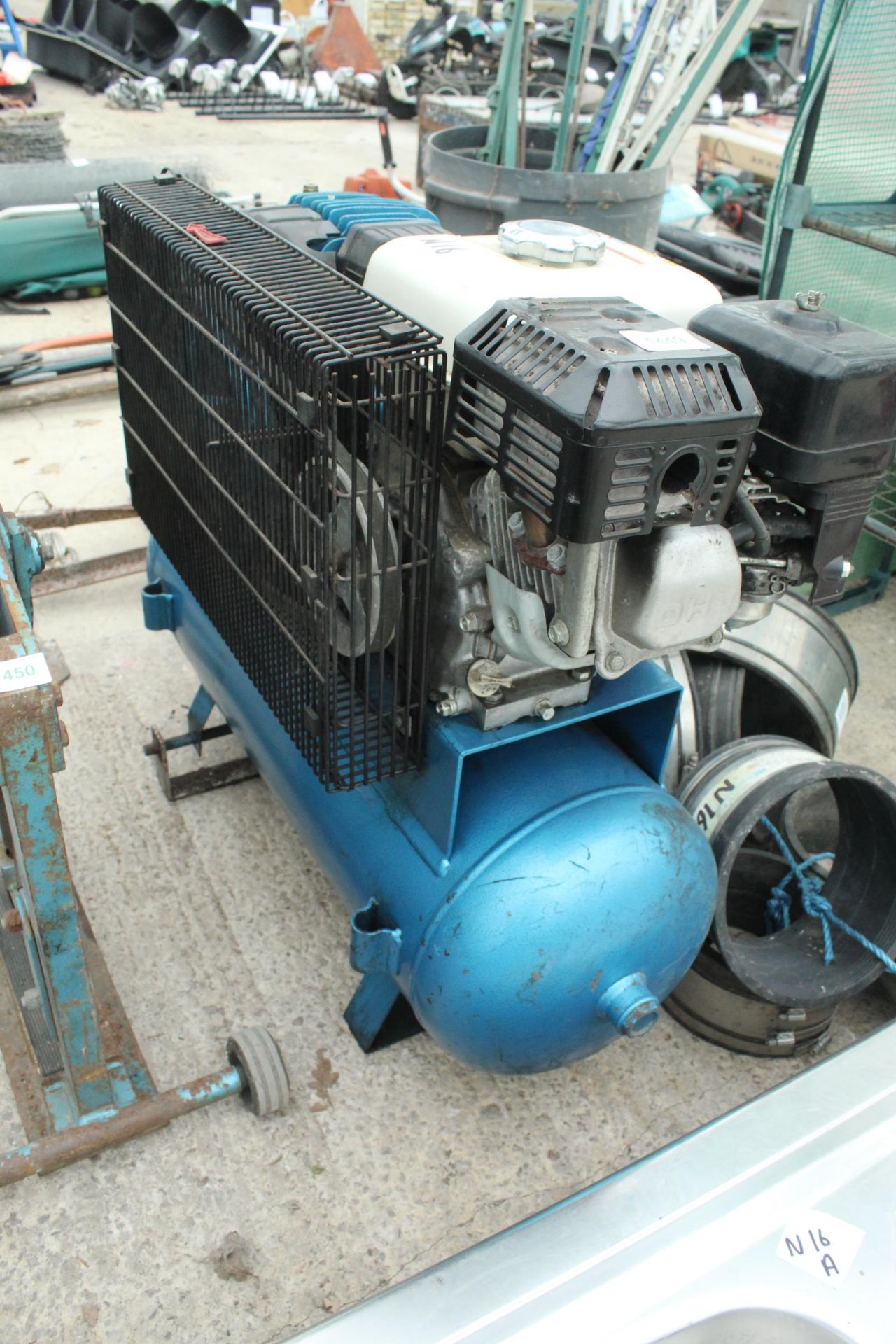 CLARKE PETROL AIR COMPRESSOR NO VAT - Image 2 of 3