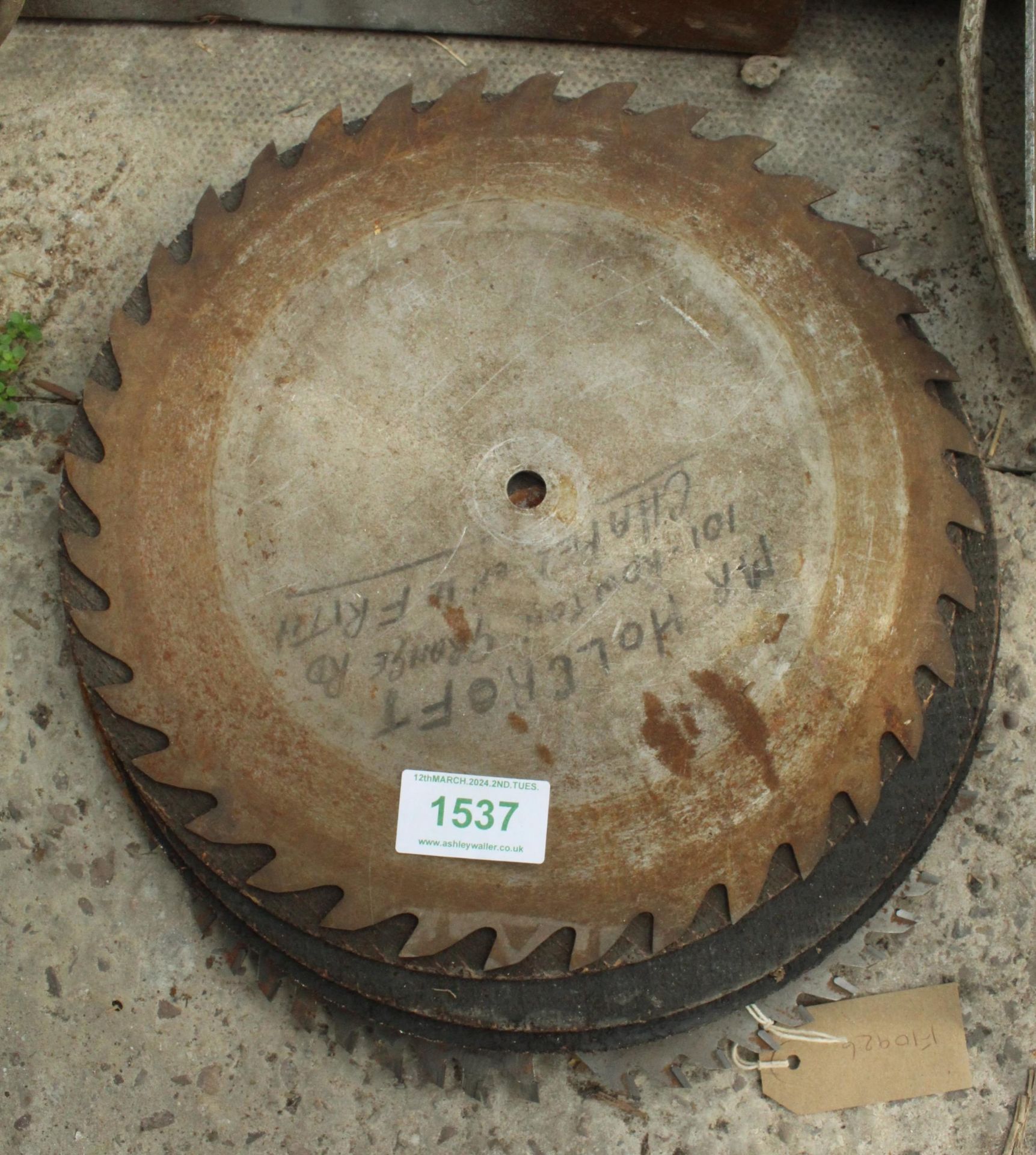 7 SAW BLADES NO VAT