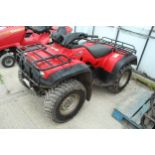 HONDA FOREMAN 400 QUAD , RUNS AND DRIVES, WORKING LIGHTS, GOOD TYRES, STARTS ON KEY. KEY IN OFFICE +