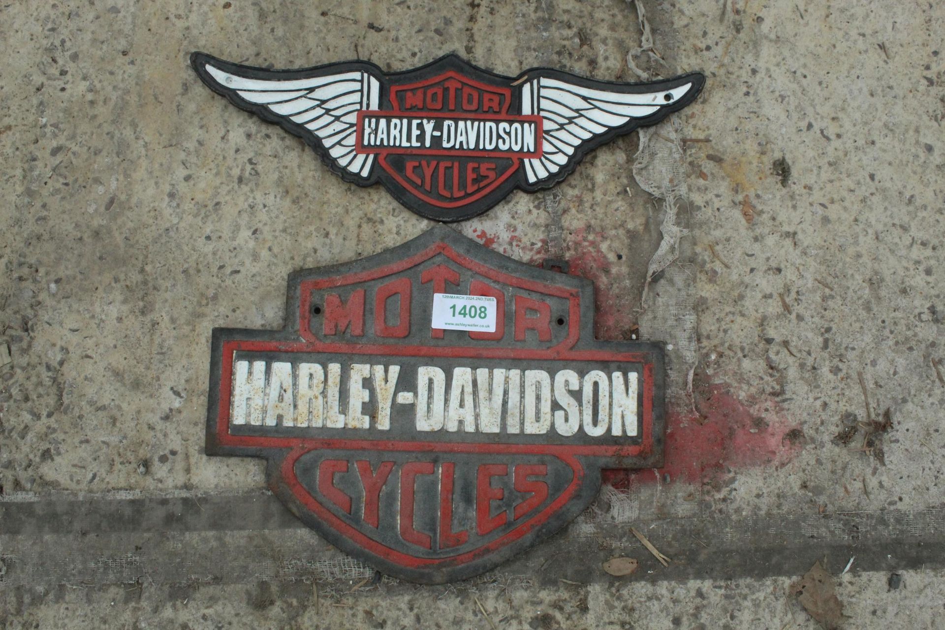 2 HARLEY DAVIDSON SIGNS + VAT