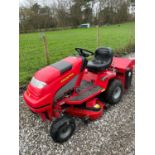 A COUNTAX C38H HYDROSTATIC RIDE ON LAWN MOWER WITH HONDA ENGINE. COMPLETE WITH GRASS BOX AND