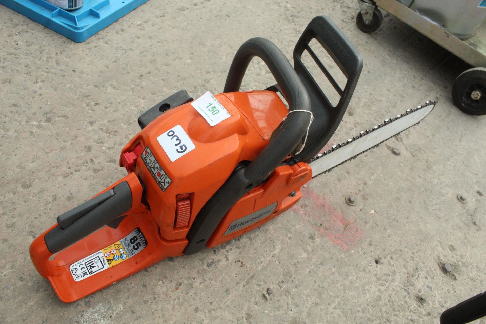 HUSQVARNA 435 CHAINSAW IN WORKING ORDER NO VAT - Bild 2 aus 2