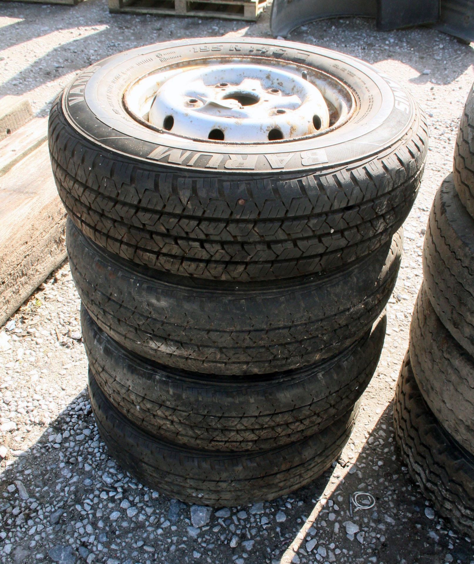 4 WHEELS AND TYRES 195/R14 NO VAT