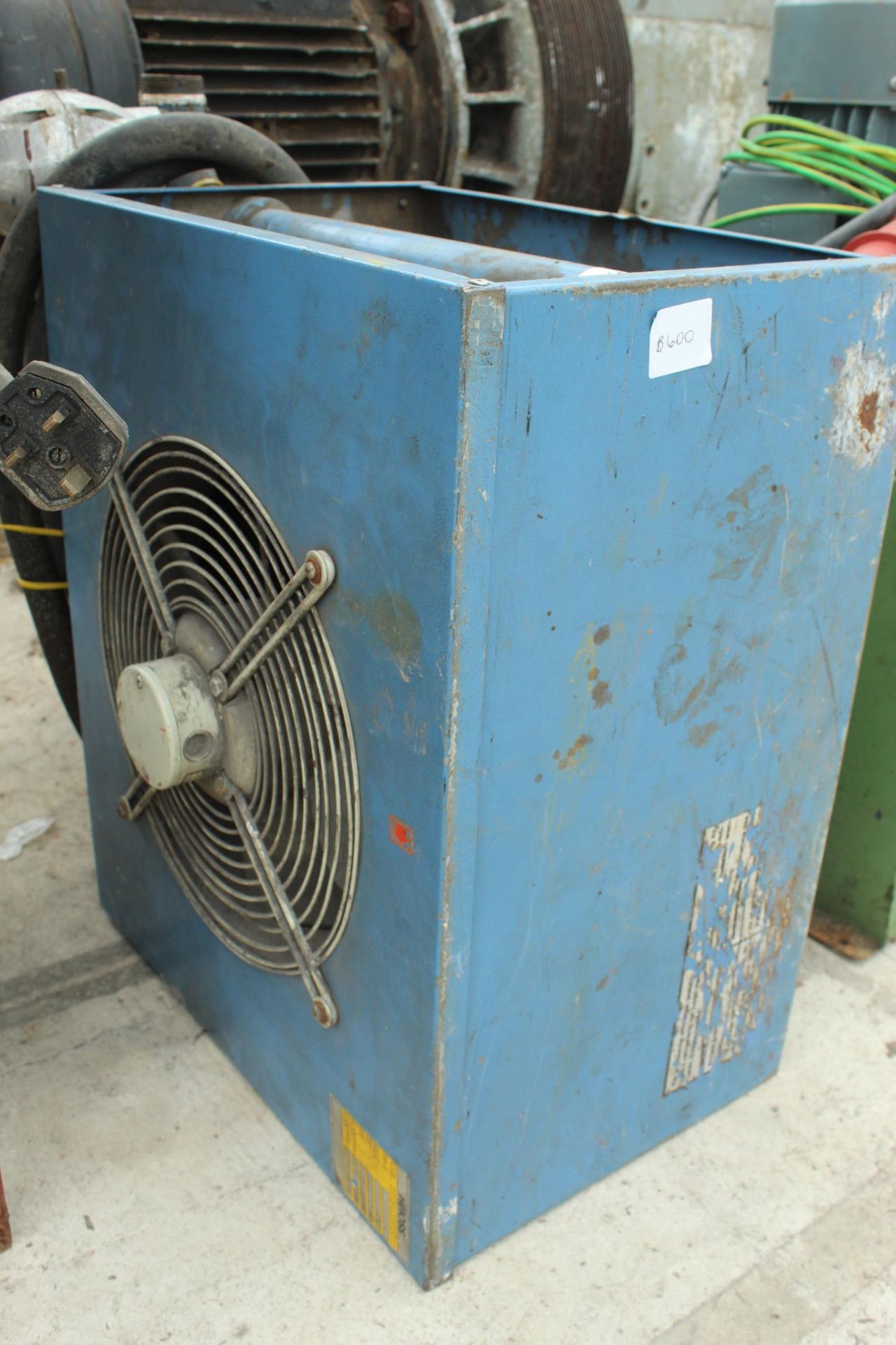 HYDRAULIC OIL COOLER NO VAT - Bild 2 aus 2