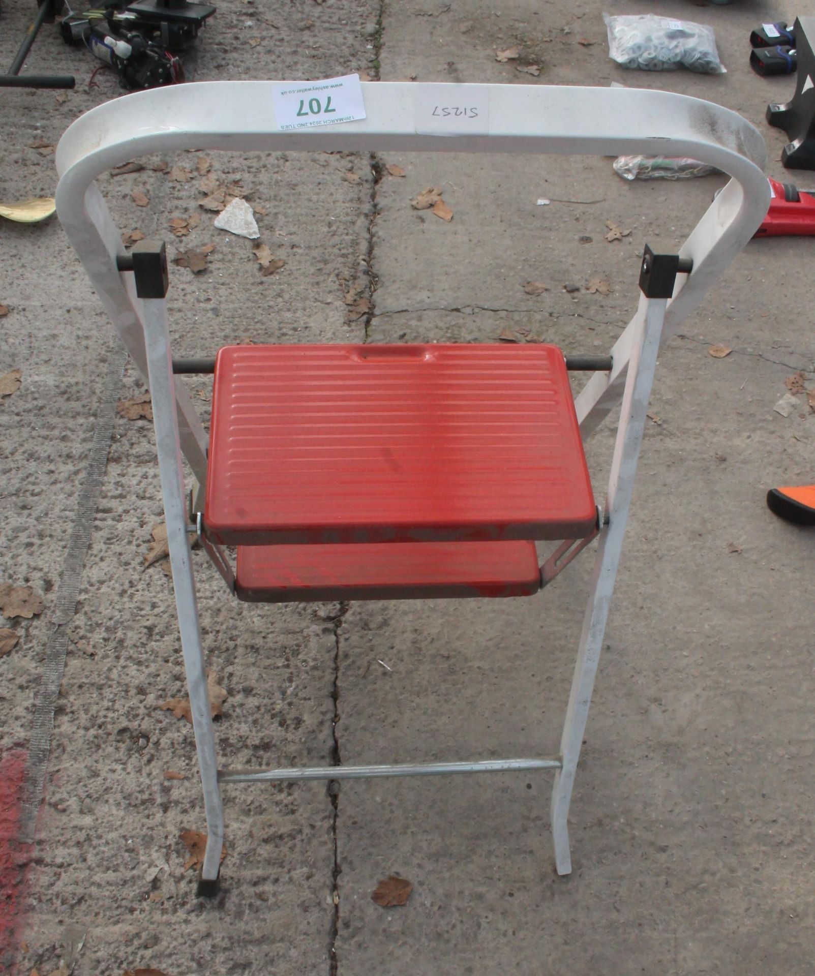 STEP LADDER & PLUMBERS ODDMENTS NO VAT - Bild 4 aus 4