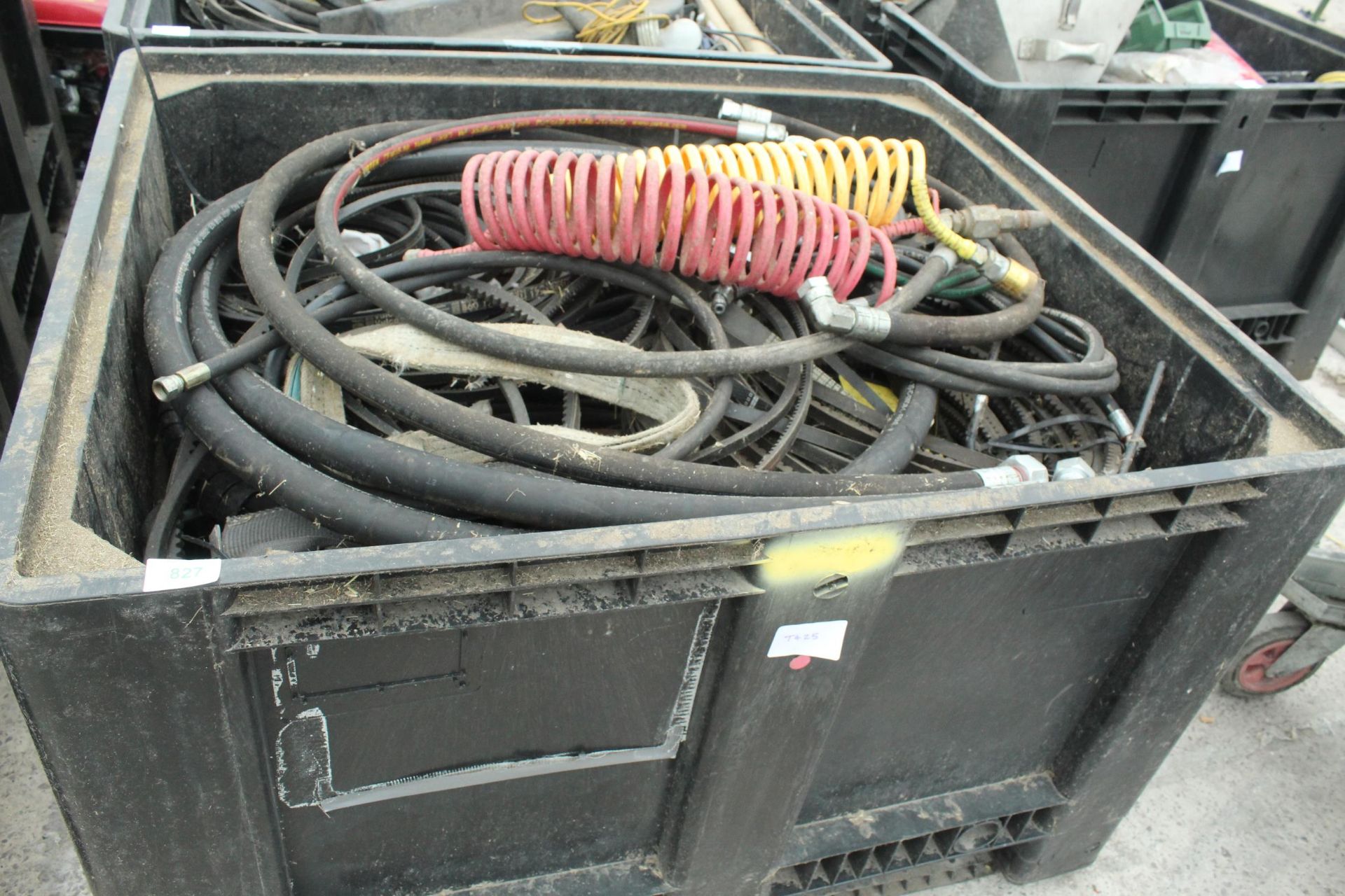 LARGE BOX OF HOSES + VAT