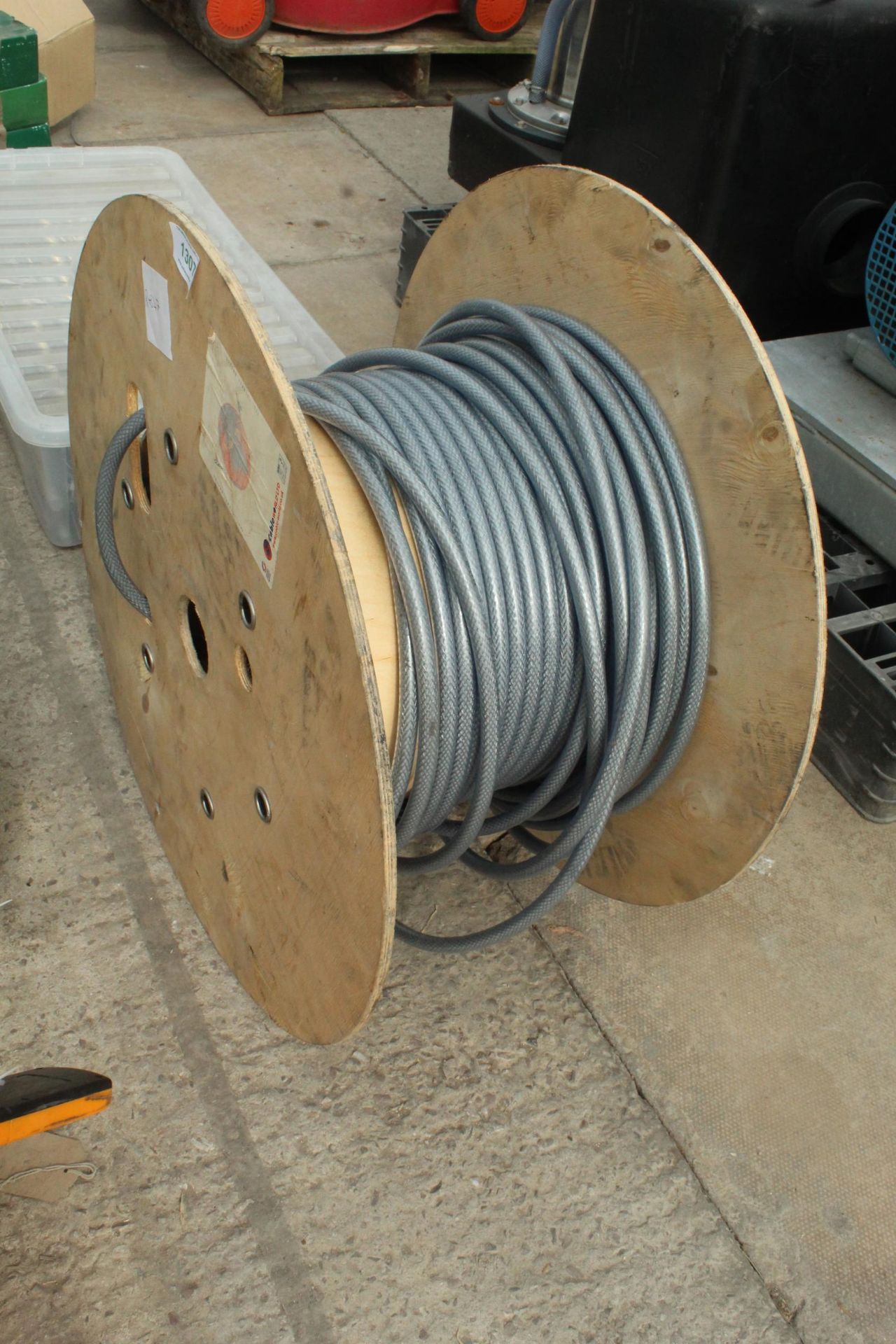 ROLL OF CABLE + VAT