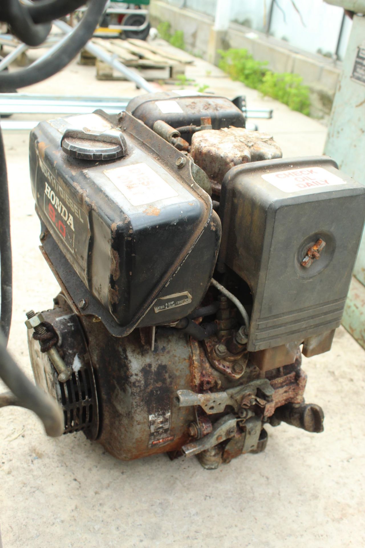 DEWALT RADIAL SAW IN WORKING ORDER NO VAT - Bild 4 aus 4