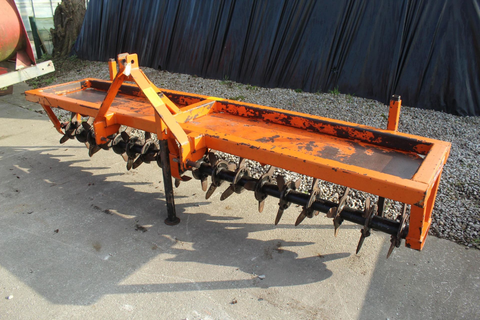 RITCHIE 10' AERATOR/SPIKE + VAT