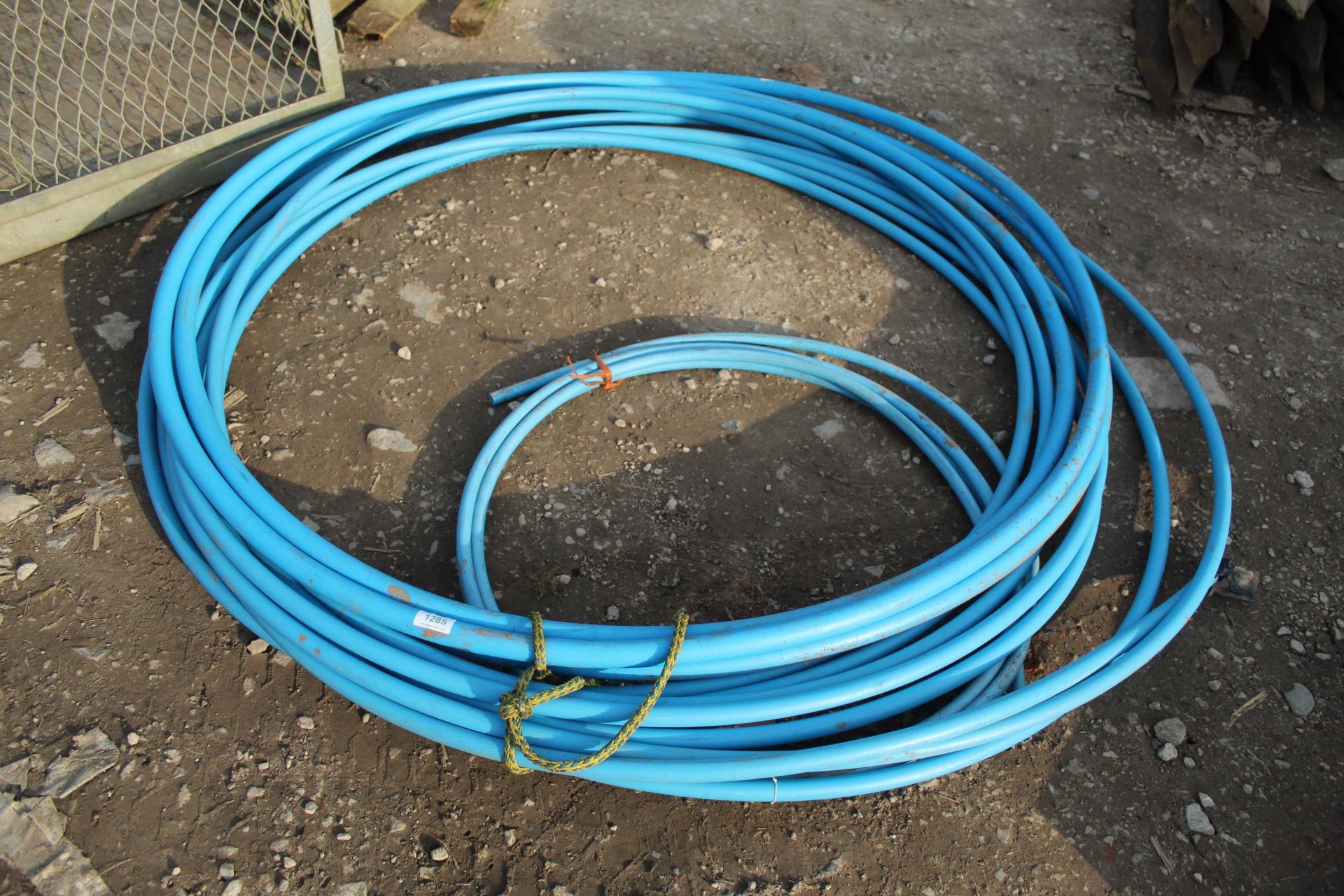 ROLL OF BLUE PIPING NO VAT