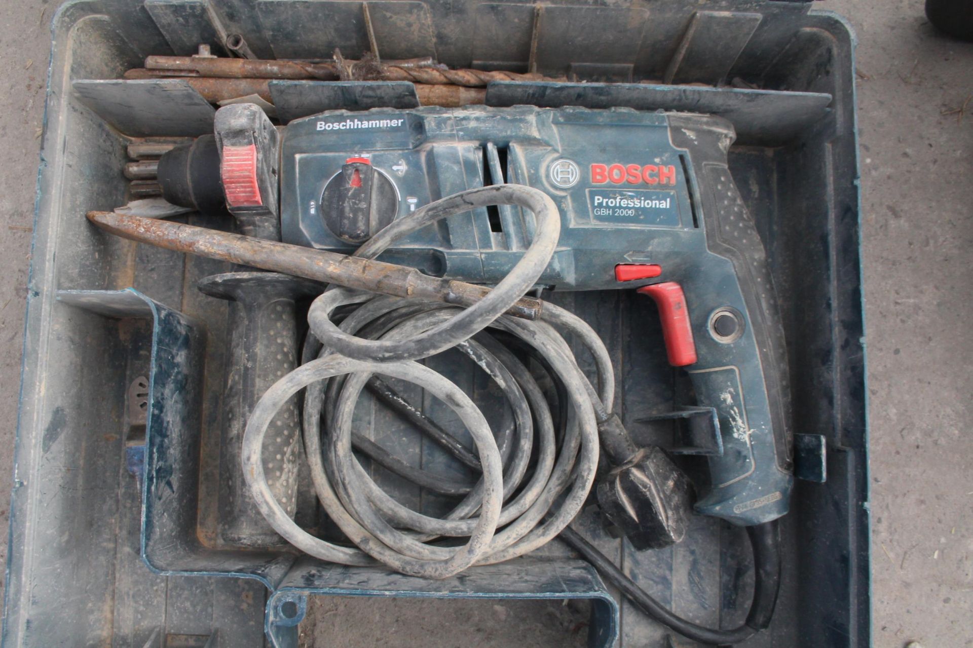 ERBAUER/BOSCH SDS DRILLS IN WORKING ORDER NO VAT - Image 2 of 3