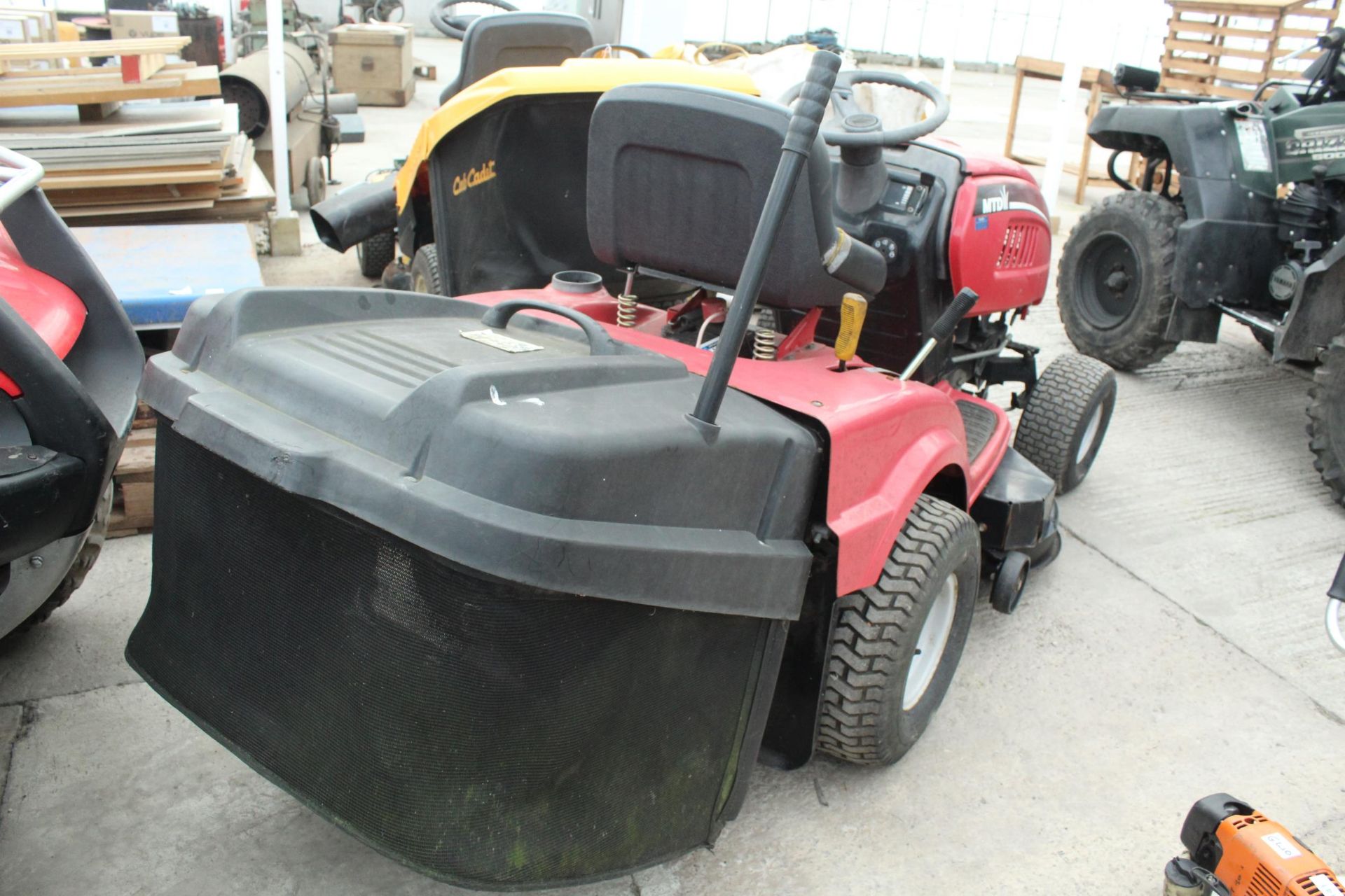 MTD RIDE ON MOWER + VAT - Image 3 of 3