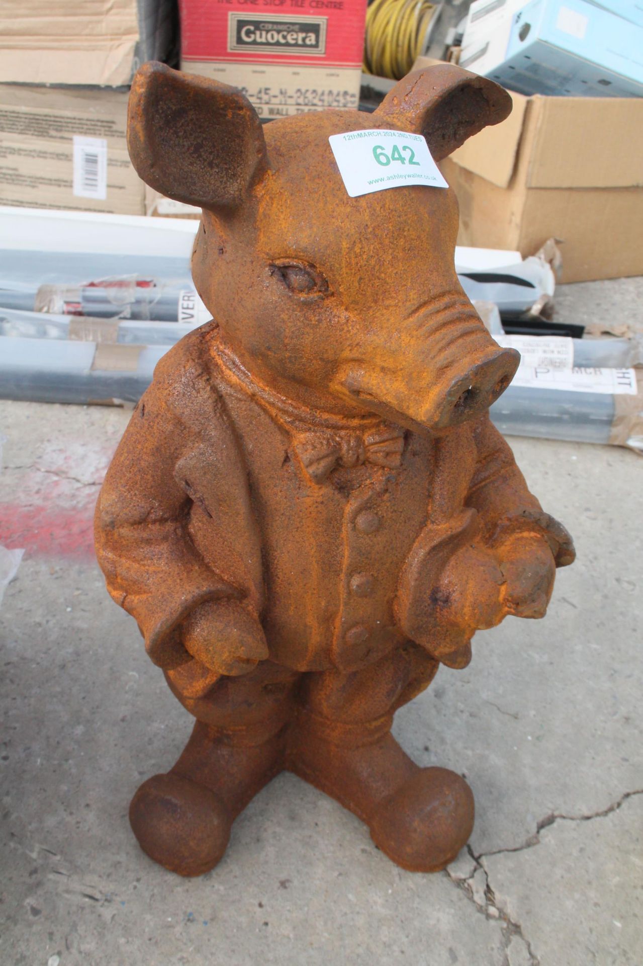 CAST PIG + VAT