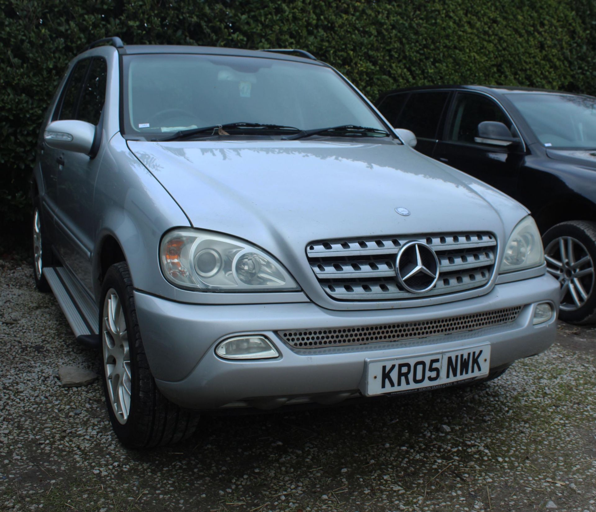 MERCEDES ML350 AUTOMATIC KR05NWK FIRST REG 2005 FULL LEATHER HEATED SEATS TVS IN THE BACK FULLY