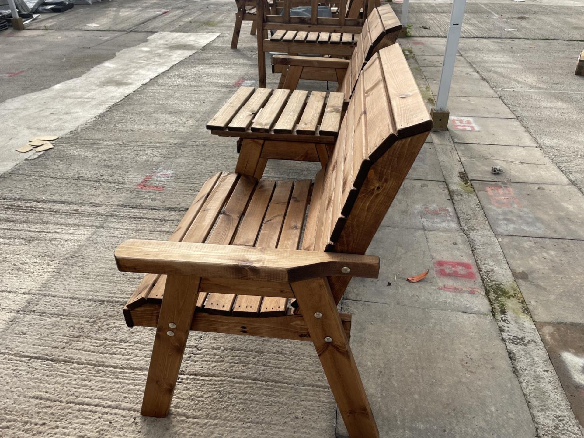 AN AS NEW EX DISPLAY CHARLES TAYLOR GARDEN FURNITURE TWO SINGLE CHAIRS