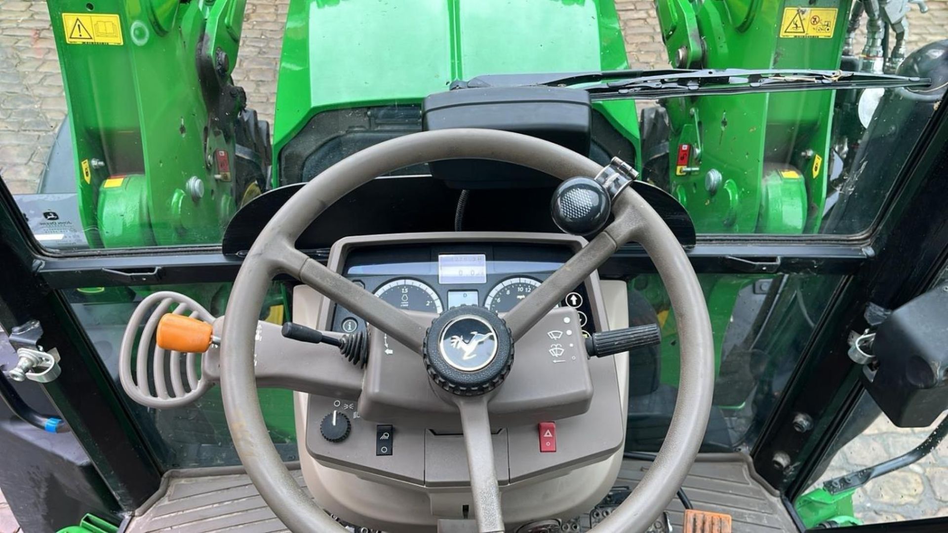 2019 JOHN DEERE 6115RC TRACTOR PE19HBL 115 HP WITH JOHN DEERE 623R FRONT LOADER 1279 HOURS AT - Image 33 of 35