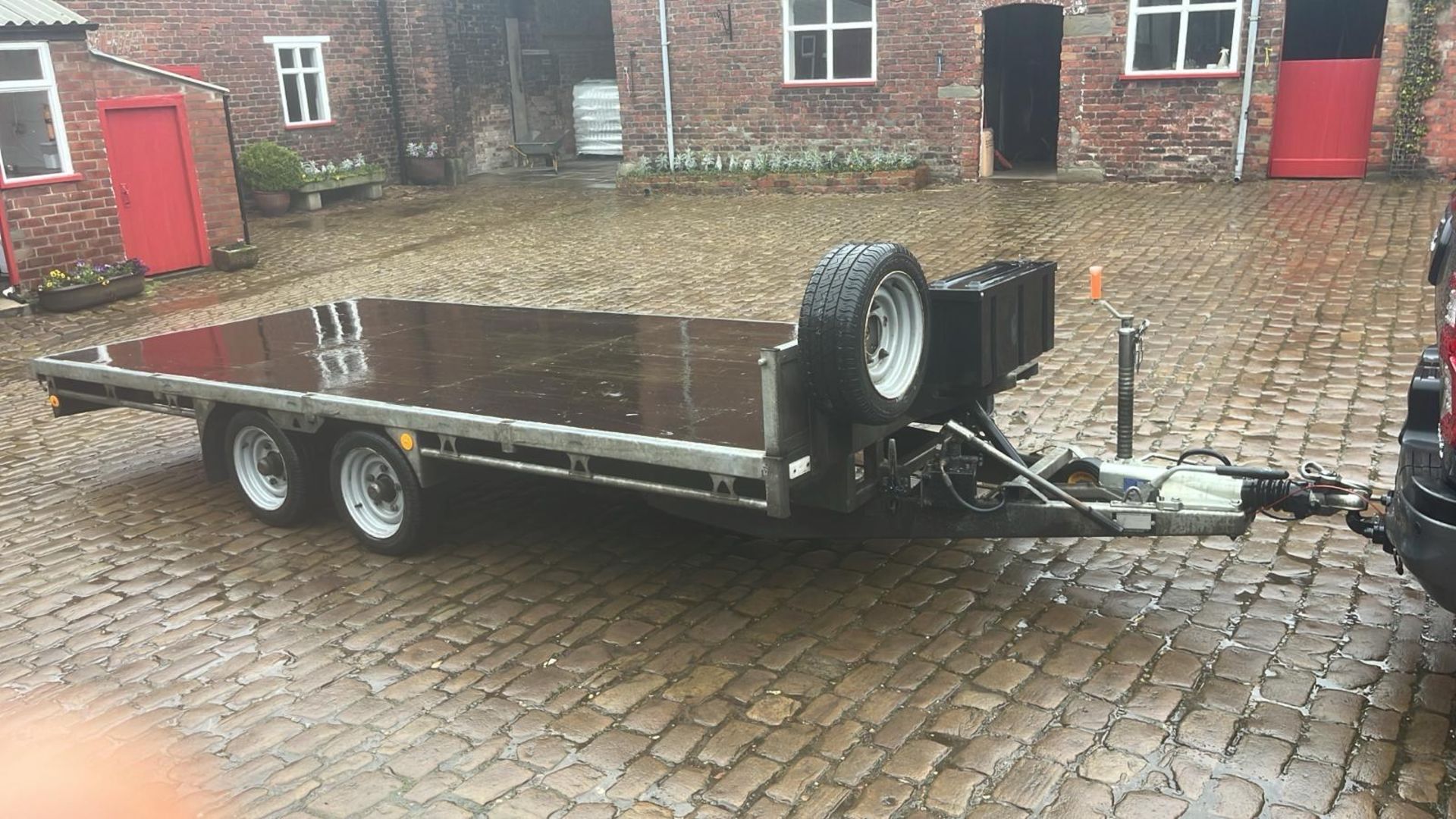 2021 BATESON 14' TWIN AXLE TILT BED TRAILER WITH RAMPS + VAT