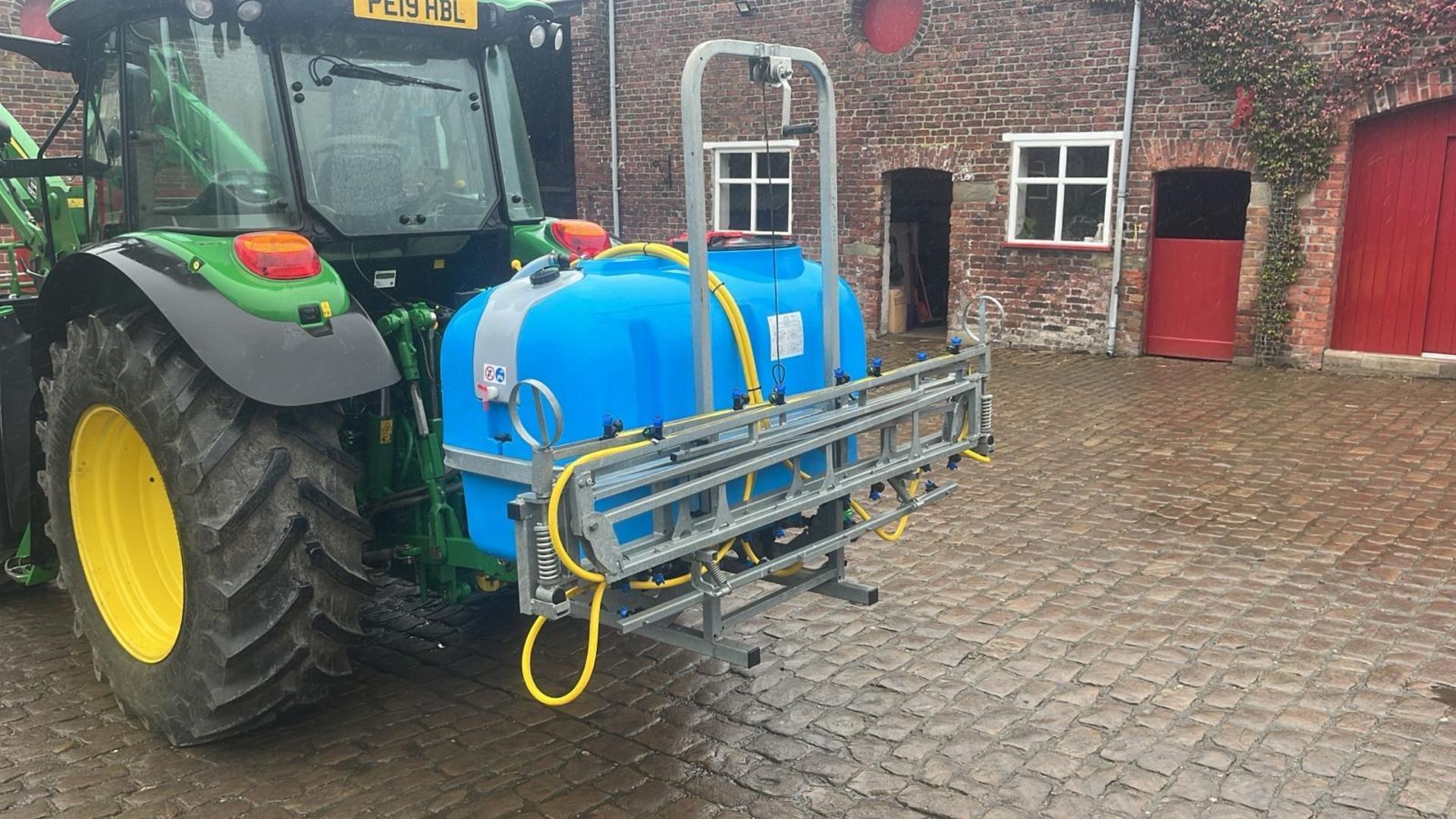 2018 ZAKLAD P329 600 LITRE MOUNTABLE FIELD SPRAYER WITH OPERATORS MANUAL + VAT