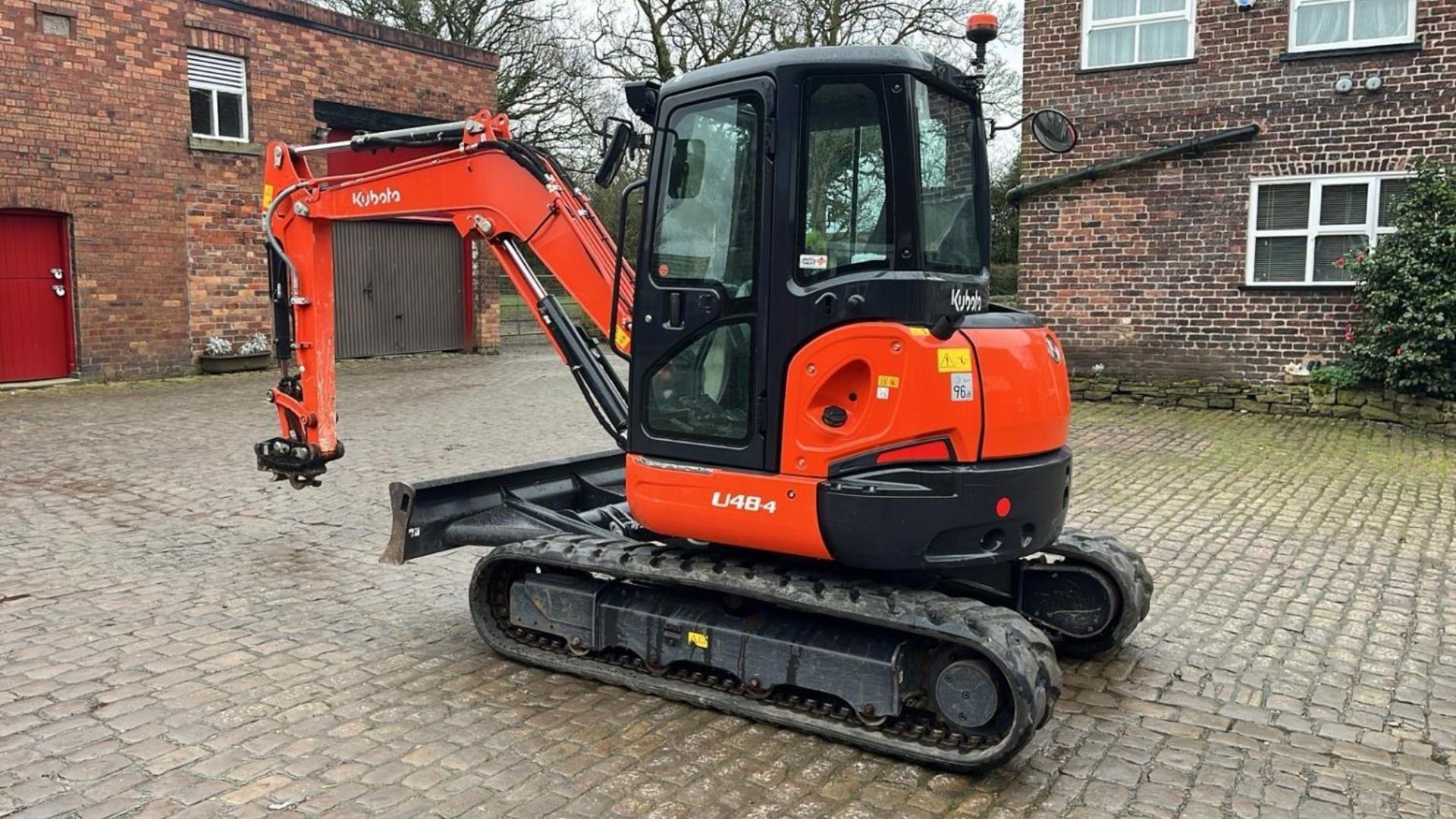 2019 KUBOTA U48-4 COMPACT EXCAVATOR 552 HOURS WITH HYDRAULIC QUICK HITCH TO BE SOLD WITH 4 BUCKETS - Image 3 of 24