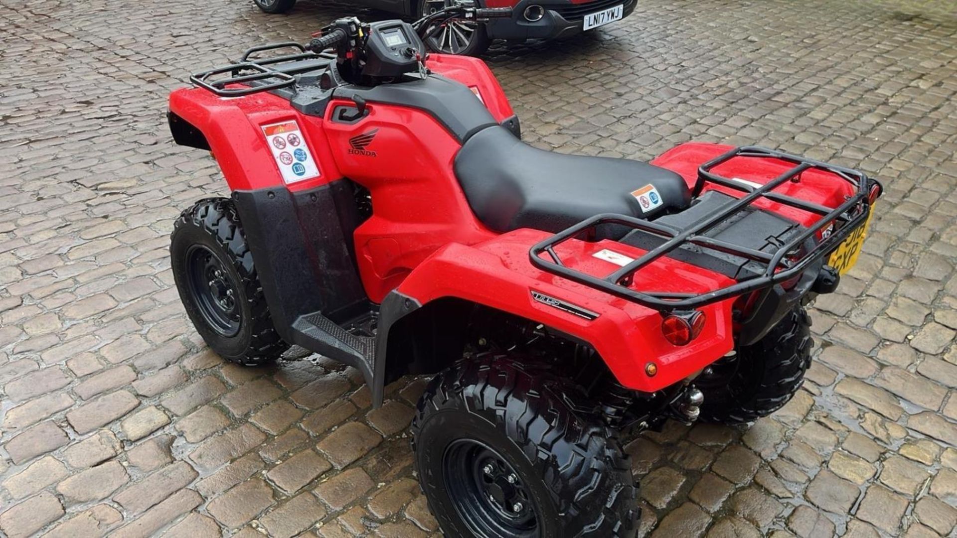 2018 HONDA TRX420FA6 FOURTRAX RANCHER AUTOMATIC DCT QUAD BIKE CAN BE SWITCED FROM 2 TO 4 WHEEL DRIVE - Image 15 of 21
