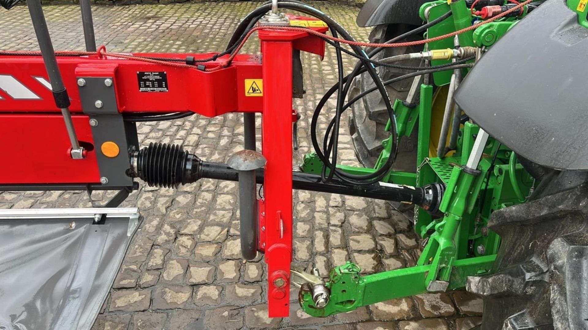 MASSEY FERGUSON RK 662 TRC ROTOR RAKE WITH OPERATORS MANUAL + VAT - Image 13 of 17