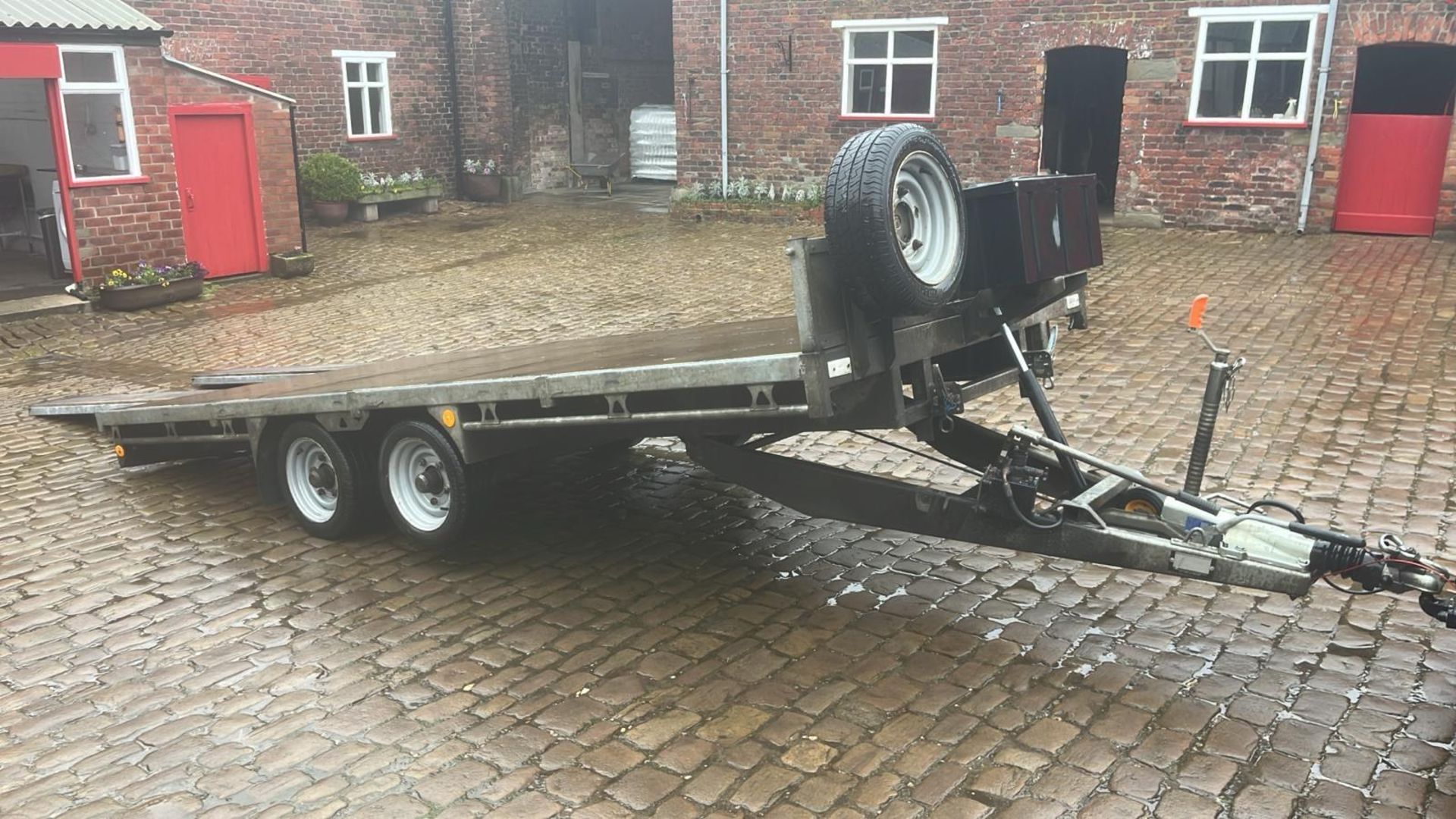 2021 BATESON 14' TWIN AXLE TILT BED TRAILER WITH RAMPS + VAT - Bild 2 aus 15