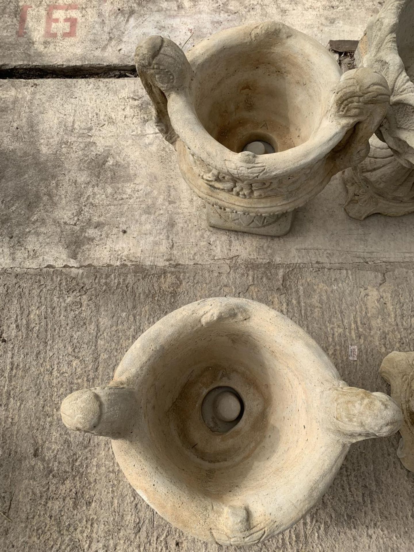 A PAIR OF TWIN HANDLED CONCRETE PLANTERS NO VAT - Image 4 of 8