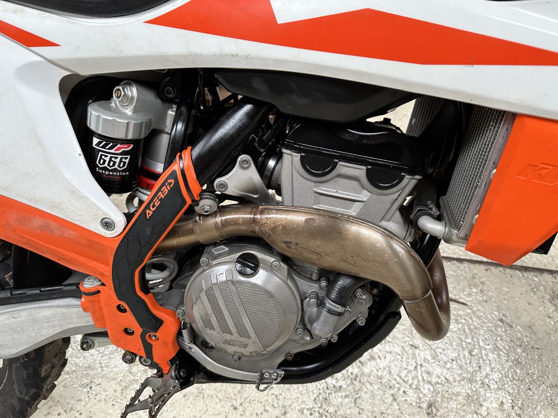 2019 KTM 250 SXF MOTORBIKE 158 HOURS PISTON & CAM CHAIN DONE 40 HOURS AGO. MAP SWITCH BUTTON, - Image 6 of 9